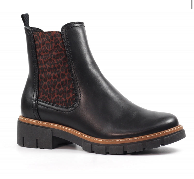 Lunar Ribble Black Ankle Boot