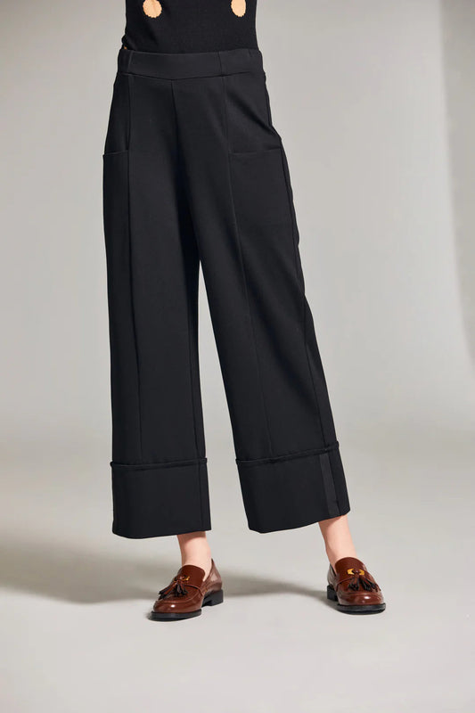 Peruzzi W25144 Wide Leg Cropped Trousers Black