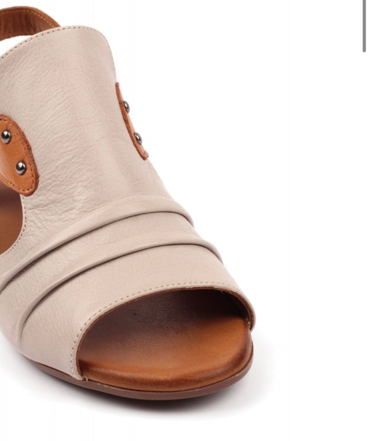 Lunar Jaden Leather Stone Sandal