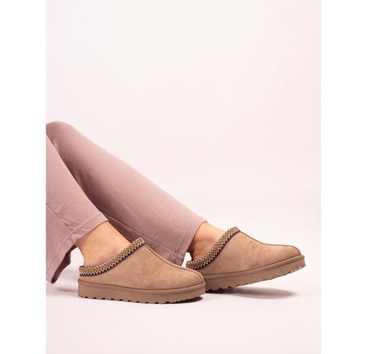 Lunar Nepal Mink Slipper