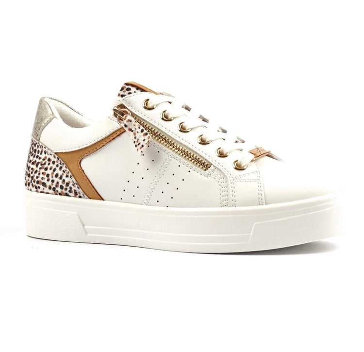 Lunar Presley Trainer