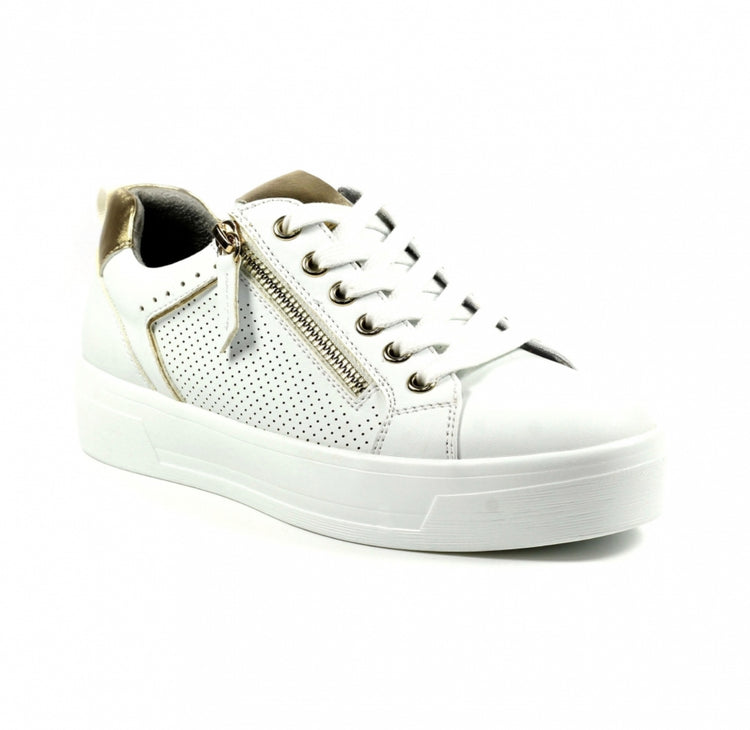 Lunar Nia White Trainer
