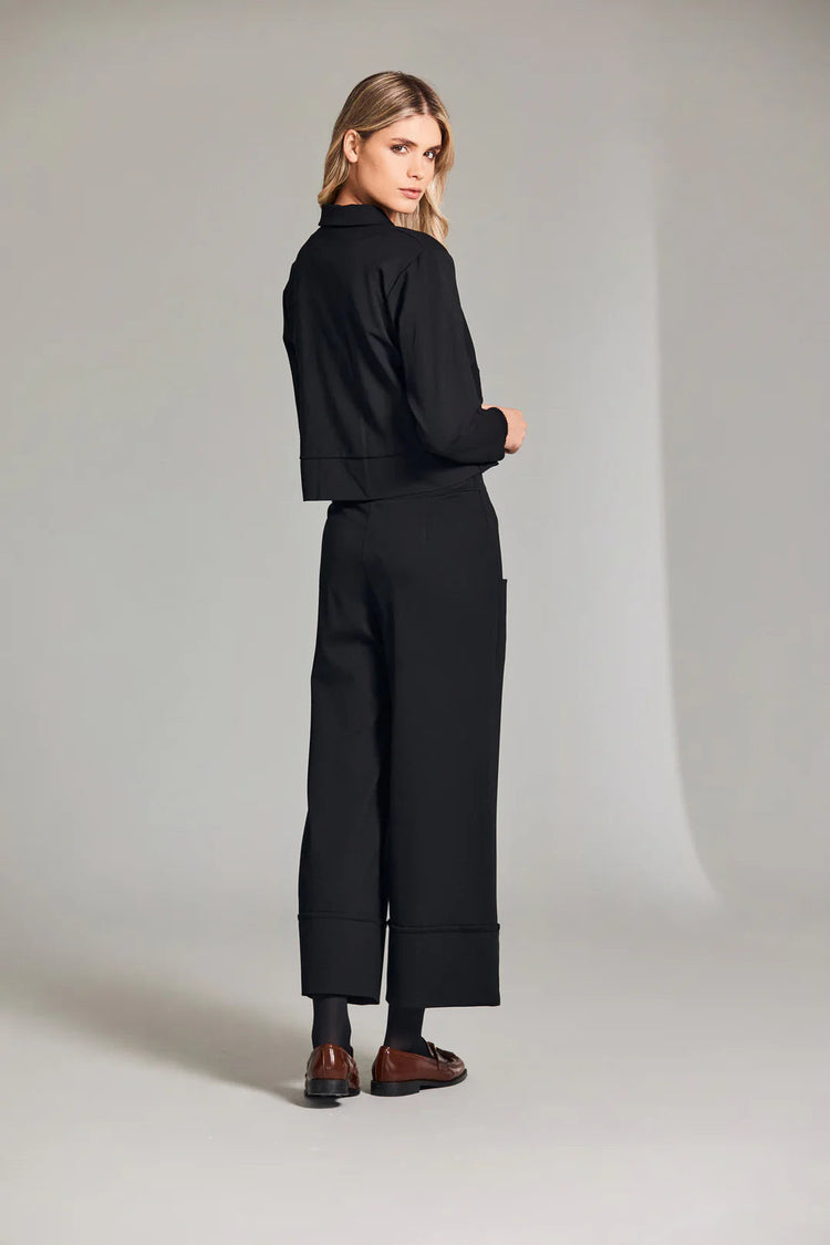 Peruzzi W25144 Wide Leg Cropped Trousers Black
