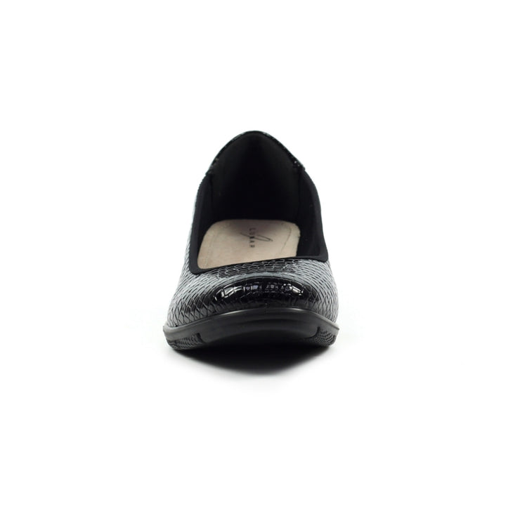 Lunar Black patent Winnie shoe FLN050