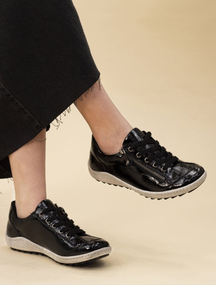 Lunar Black Patent Napier Trainer FLB105