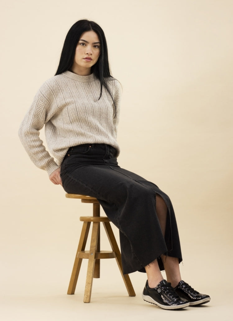 Lunar Black Patent Napier Trainer FLB105