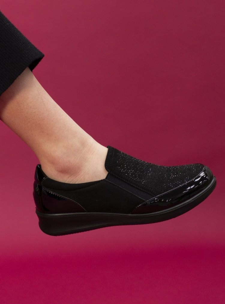 Lunar black Hattie shoe FLN053