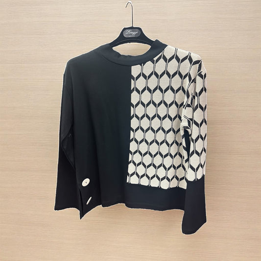 Peruzzi Hexagonal Jaquard Sweater