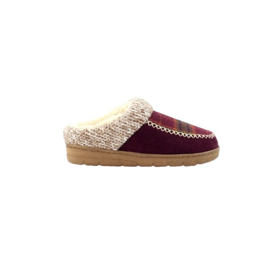 Emblaze Burgundy Slipper
KLA013BU