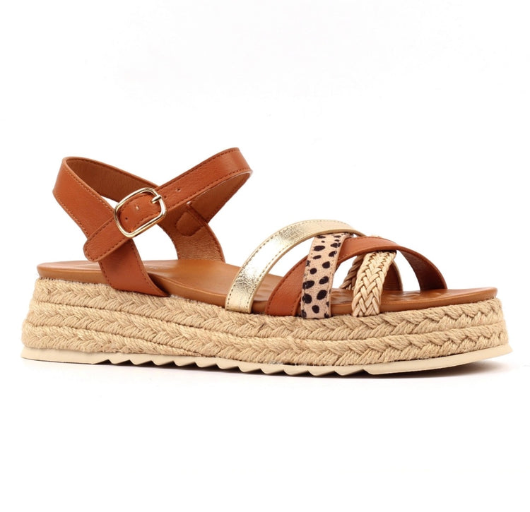 Lunar Flick Tan Sandal