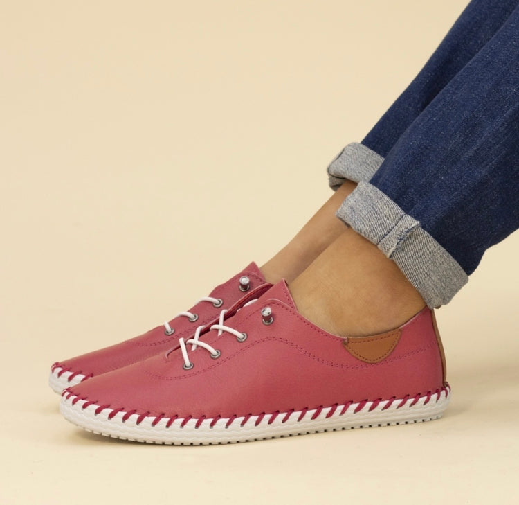 Lunar St Ives FLE030 Leather Raspberry Plimsoll