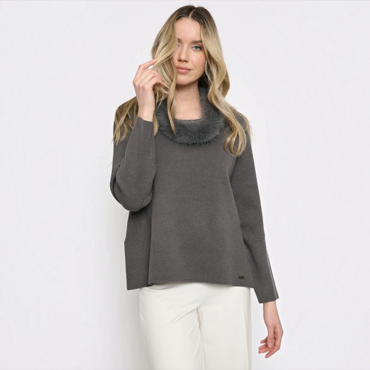 Piccadilly Fur Trim Sweater YE192