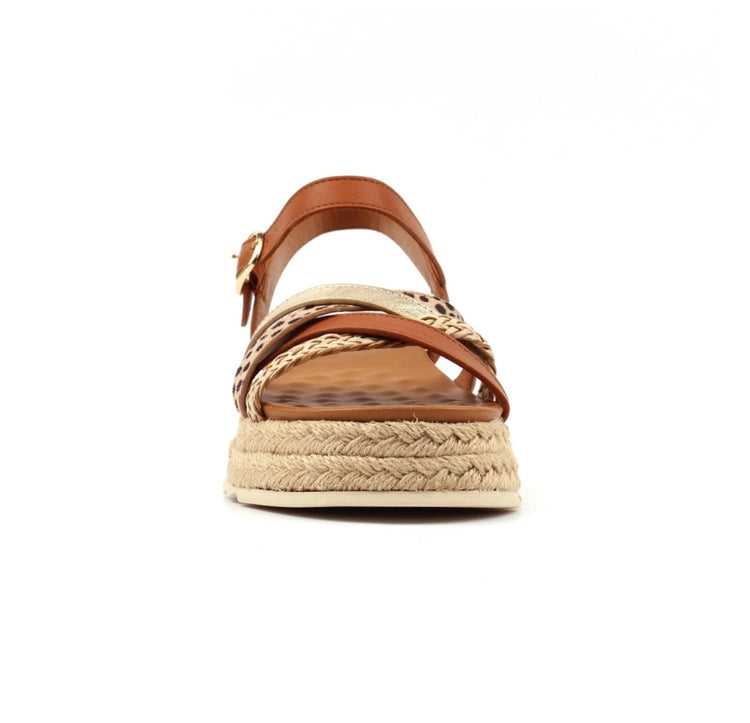 Lunar Flick Tan Sandal