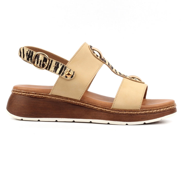 Lunar Georgia Wedge Sandal Beige