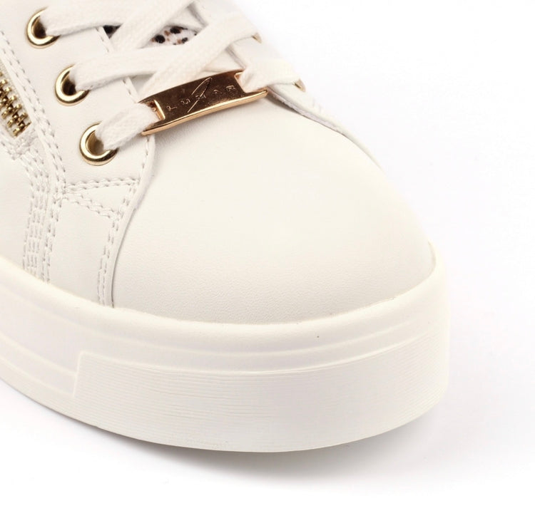 Lunar Presley Trainer