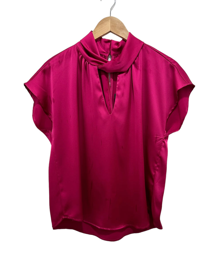 Peruzzi W24204 Satin Top Magenta