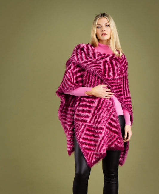 Marble 7137-207 Berry Feather Yarn Cape